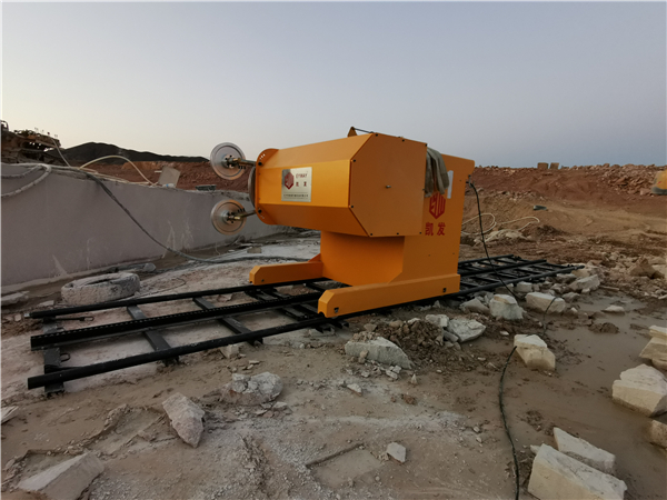 長沙凱發(fā)超硬材料科技有限公司,長沙礦山石材開采設(shè)備銷售,長沙金剛石繩鋸機(jī)銷售,金剛石串珠繩生產(chǎn)銷售，水平鉆機(jī)生產(chǎn)銷售